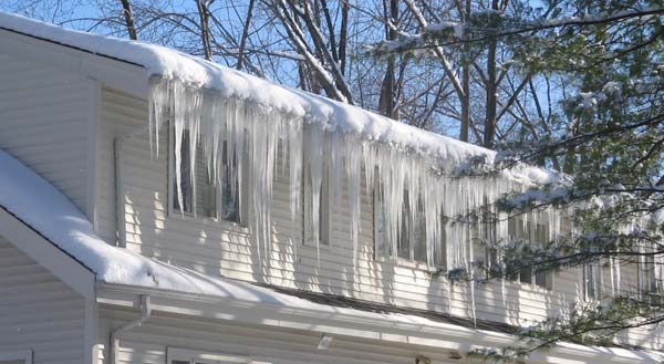 low-slope-roof-ice-dam.jpg